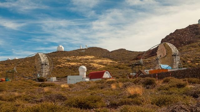 Osservatorio di Roque des Los Muchachos, La Palma. Le viti a ricircolo di sfere aprono la porta verso le stelle